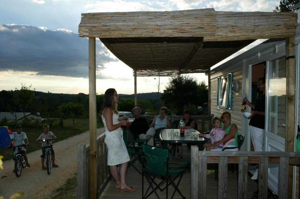 Logis Hotel Restaurant La Bastide Villefranche-du-Périgord Eksteriør bilde